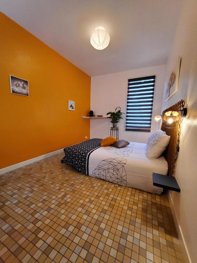 Chez Jollyjune, A Moins D'une Heure Du Mont Saint Michel Bed & Breakfast Champeaux