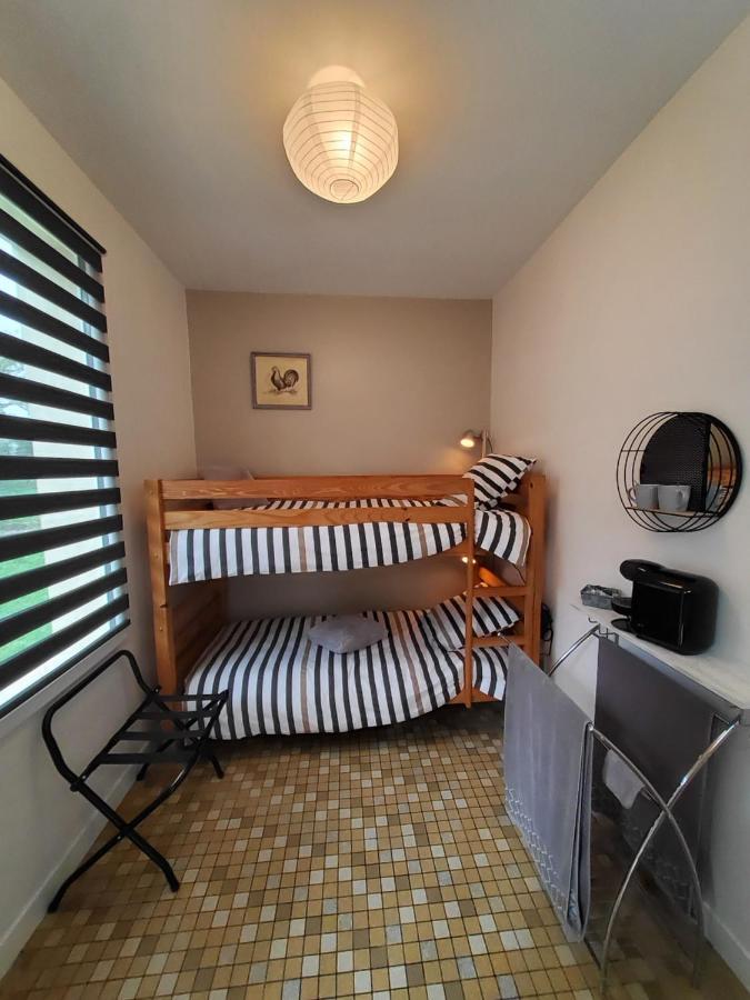 Chez Jollyjune, A Moins D'une Heure Du Mont Saint Michel Bed & Breakfast *